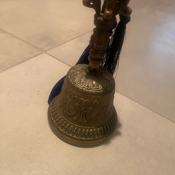 Tibetan brass meditation Bell - Picture 6 of 6